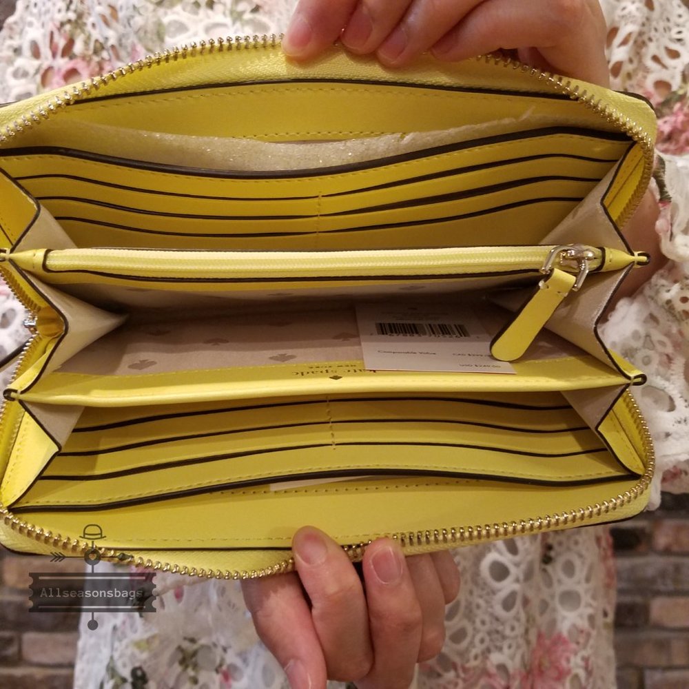 Kate spade Archie Comics Large Tote Yellow Wallet - Picture 16 of 16